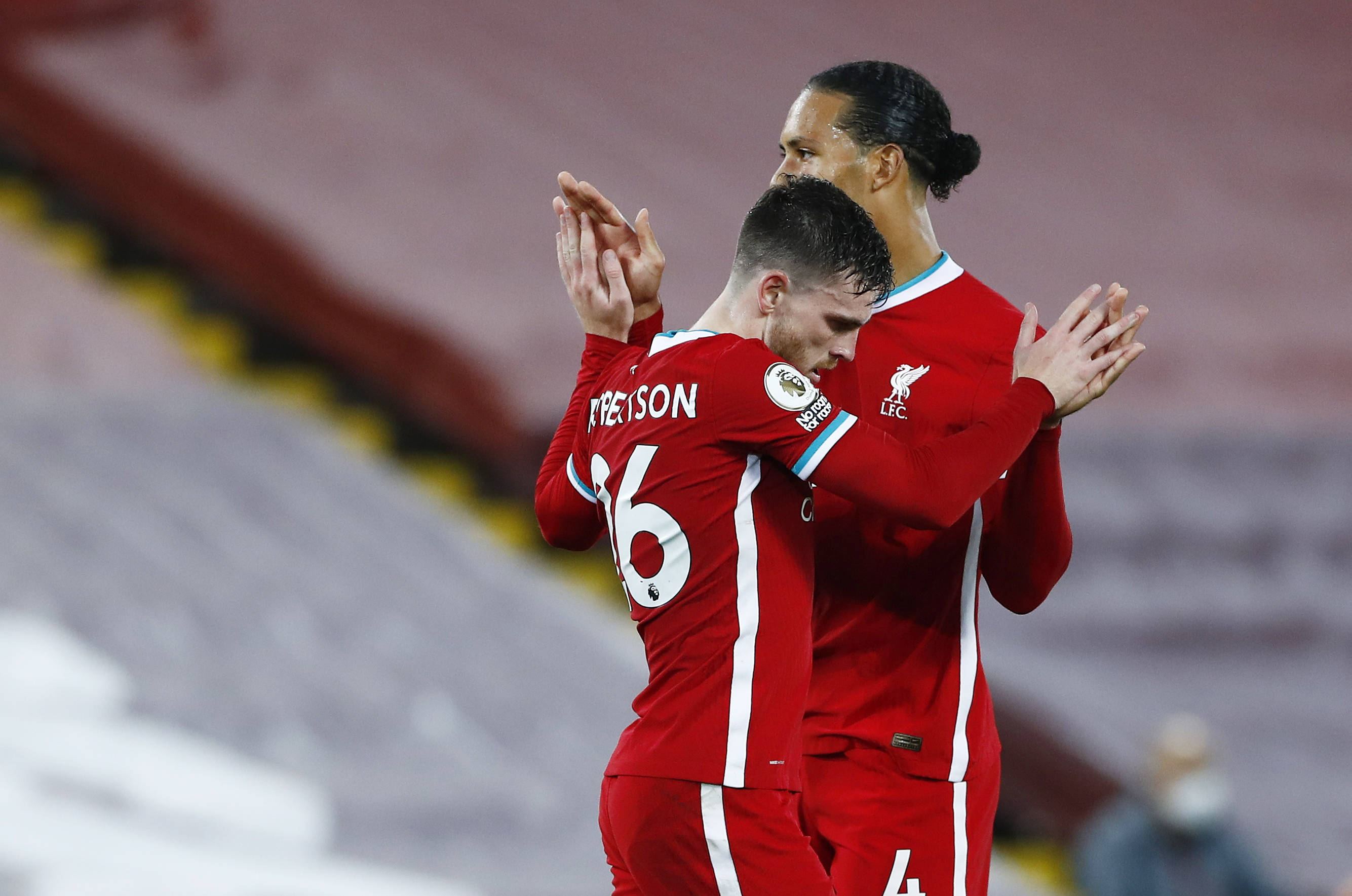 再次在足球 再次在足球